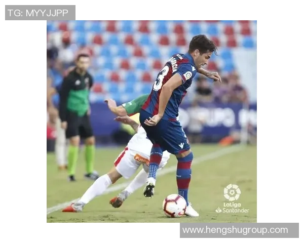 深圳足球队以66分领跑城市联赛积分榜展现强劲实力